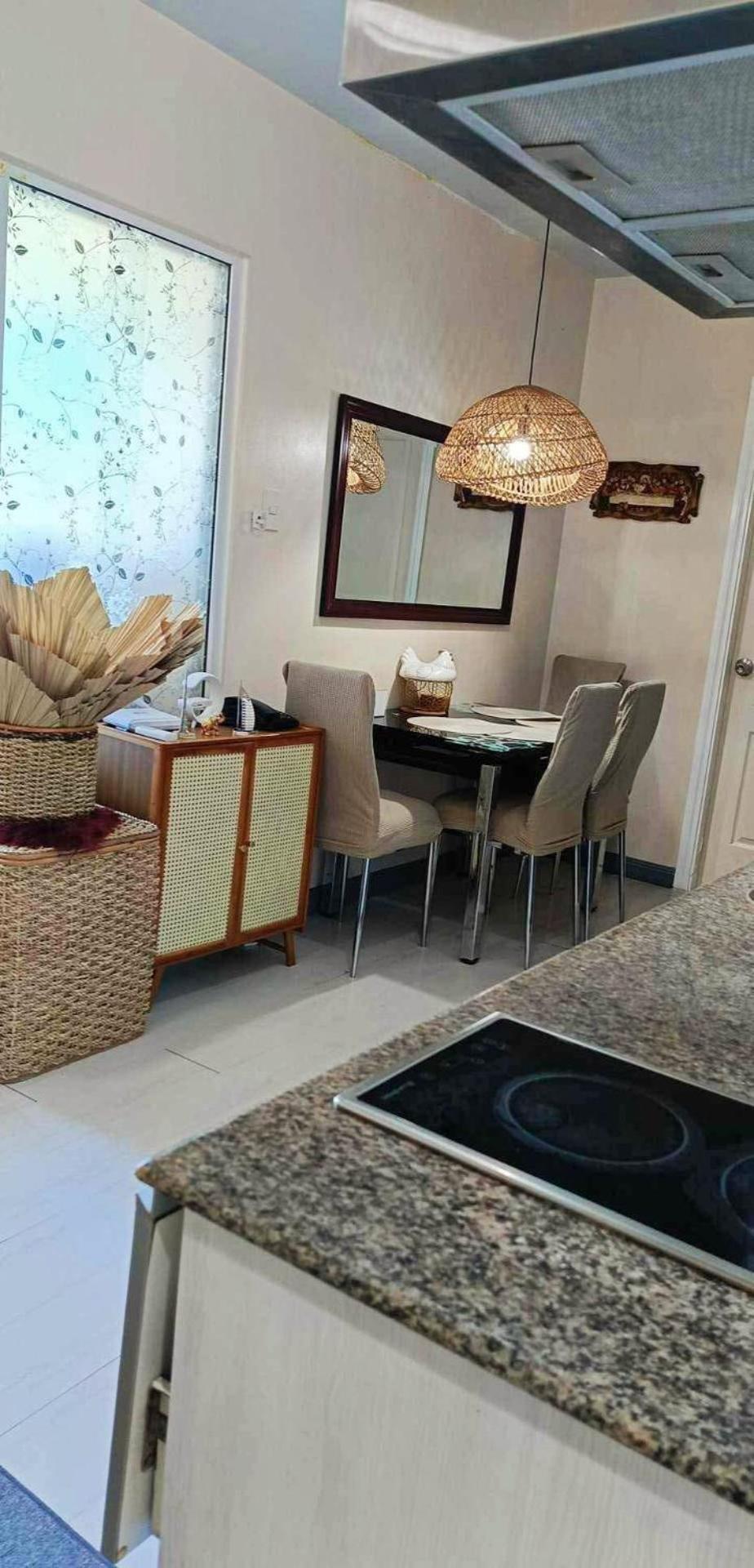 Azure Urban Residences By Lyn 2br Apartment *